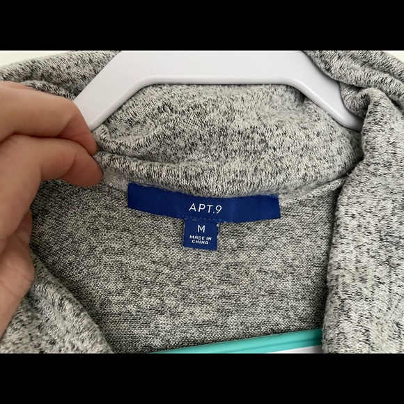 Apt. 9 dress with pockets - Picture 2 of 4